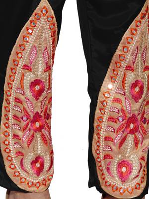 Red embroidered georgette salwar with dupatta 4