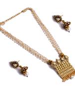 Gold pearl necklace-sets