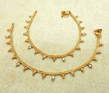 White kundan kundan anklets 1