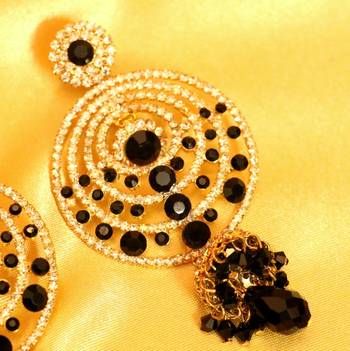 Black Onyx Zircon Studded Fashion Earrings 2