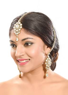 Kundan Stone Designer Gold Finish Earring With Tikka 1