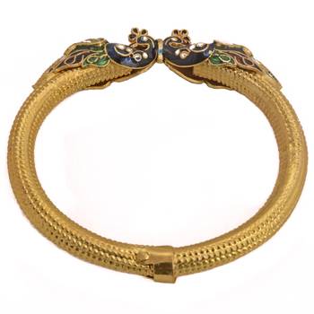 Gold agate bracelets 1