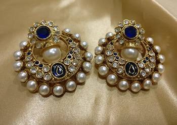 Multicolor pearl earrings 1