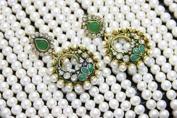 Multicolor pearl earrings 1
