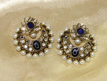 Multicolor pearl earrings 1