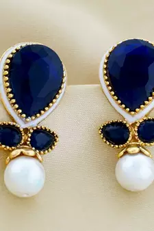 Multicolor pearl earrings