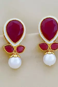 Multicolor pearl earrings