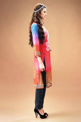 Maroon Georgette Kurti Comprising Floral Print 3
