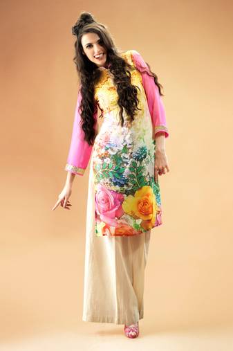 Multi colour Georgette Kurti Comprising Allover Floral Prints