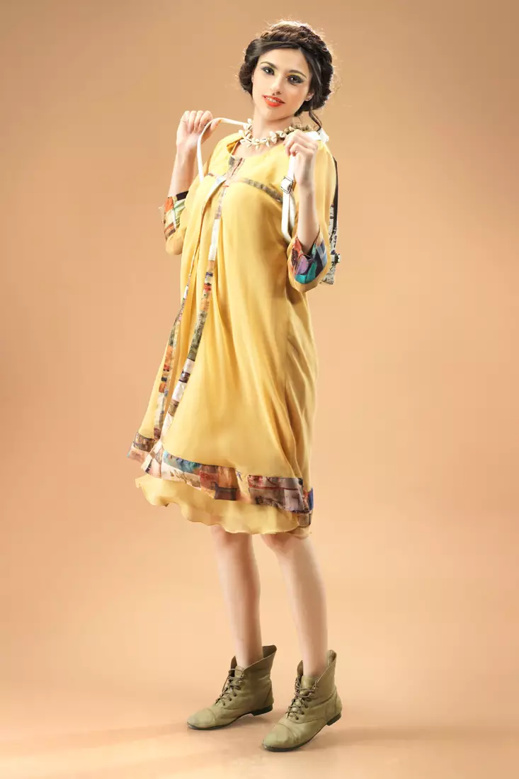 Cream Georgette Digital Printed kurti
