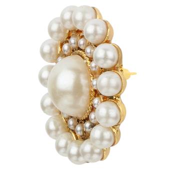 Ladies Studs White Copper Stud Earring for Women 3