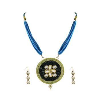 Golden Stone Stud-Gold Platted Brass Pendant Set 1