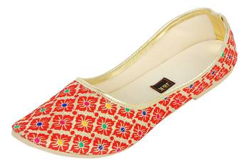 Currant Red Women's Mojaris 1