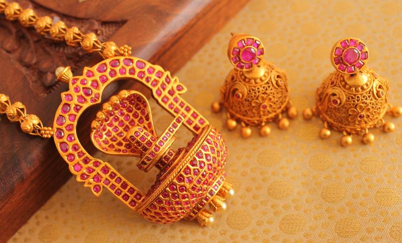 Beautiful Matte Finish Semiprecious Ruby Siva Linga Pendant Necklace Set