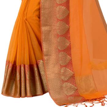 Yellow woven Banarasi Silk Cotton saree with blouse 4