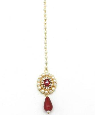 Sober Maang Tikka Decorated With Crystal  And  Pearl 1