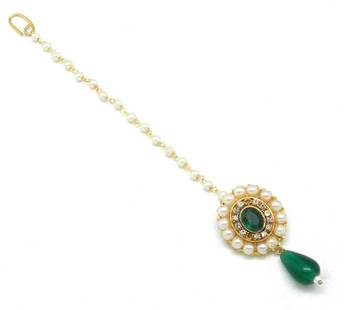 Sober Maang Tikka Decorated With Crystal  And  Pearl 1