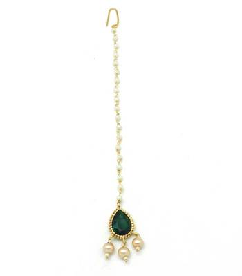 Single Stone Maang Tikka With Pearl Drops 3