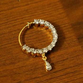 Diamond Look Round Shaped Pressable Nose Ring 1
