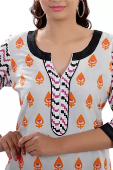 White Jaipuri Printed Cotton Casual Wear Kurti