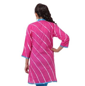 Pink Hand Lehariya Design Casual Wear Cotton Kurti 2