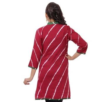 Maroon Hand  Lehariya Design Casual Wear Cotton Kurti 2