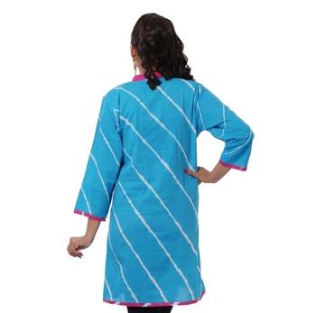 Turquoise Hand Lehariya Design Casual Wear Cotton Kurti 2