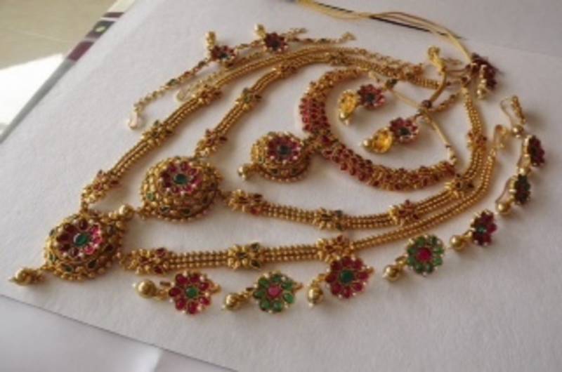 Golden , Maroon Complete Bridal Necklace Set with Baaju Bandh, Kamarbandh in Beads