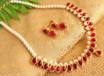 Unique Kemp Pearl Necklace Set 1