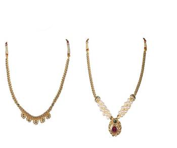 Kolhapuri  Traditional Golden And Moti Thushi Necklace For Women 1