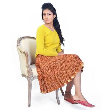Designer Print Latest Wine Color Cotton Mini Skirt 3