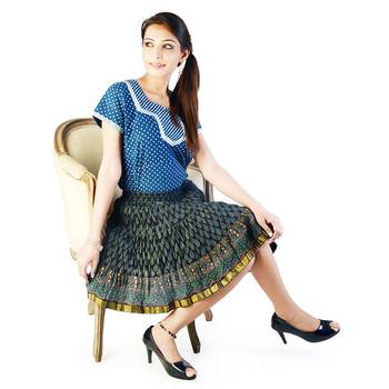 Black Designer Bootie Print Cotton Short Skirt 3