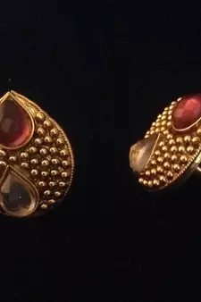 Rani Pink Adjustable AD Stone tear drop motif toe ring