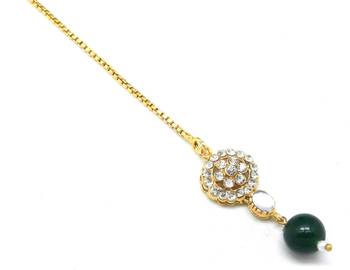Cute Stylish Maang Tikka Decorated With Crystal  And  Kundan 2