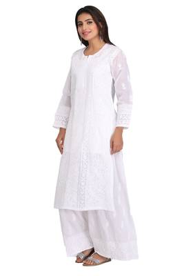 White Embroidered Cotton Chikankari Kurti 4