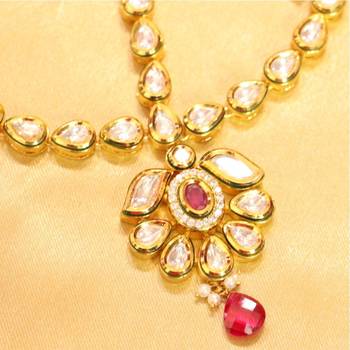 Gorgeous kundan ruby mathapatti 2