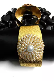 Pearl Pacchi Work Handcuff