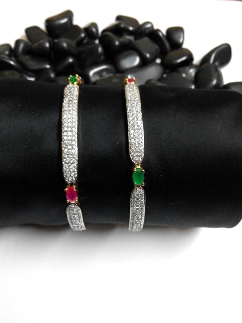 Cute Ruby Emerald Bangle