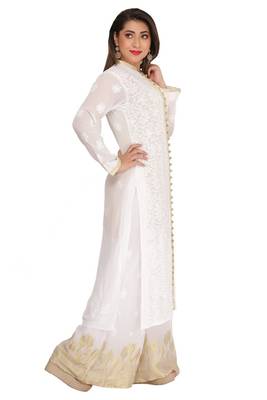 White Embroidered Georgette Chikankari Kurti  4