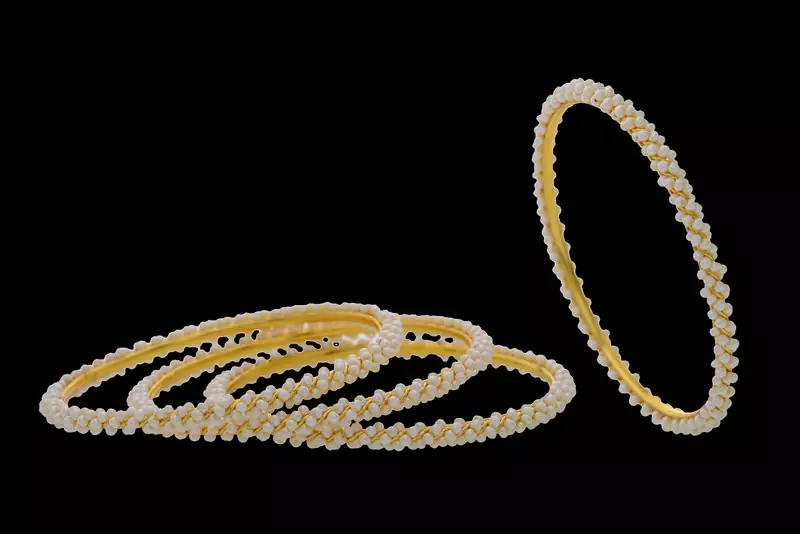 BEAUTIFUL PEARLS BANGLES
