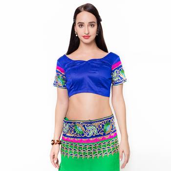 Green Embroidered Silk Saree With Blouse 4
