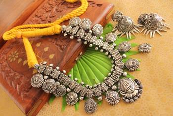 Unique Oxidised Silver Durga Yellow Necklace Set With Nose Ring 1