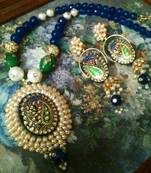 Rajwadi Pacchi With Tanjore Work Set