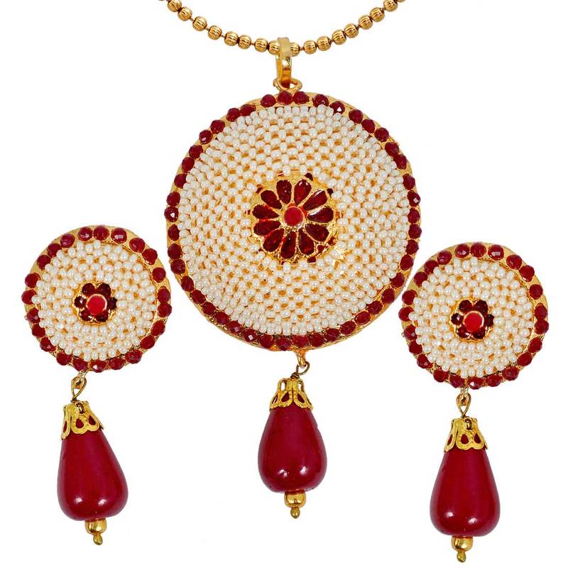 Fab Maroon Jaal Puwai Sarafa Pendant Set