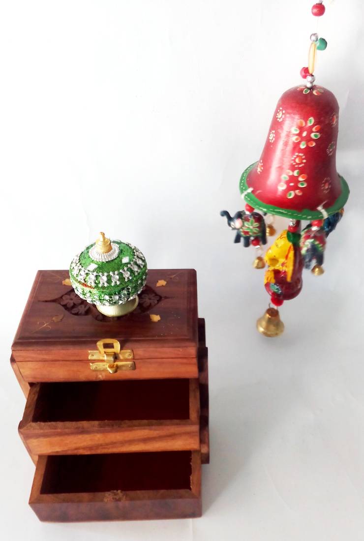 Royals antique vintage décor storage items- jewellery box / shringar box / ganesha ringing bell