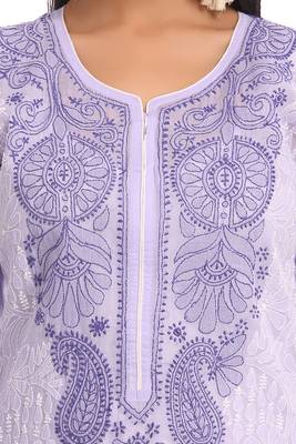 ADA Hand Embroidered Mauve Cotton Lucknowi Chikankari Women Kurta - A230785 4