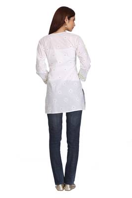 Ada White Embroidered Chikankari Cotton Short Kurti 2