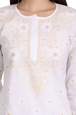 Ada White Embroidered Chikankari Cotton Short Kurti 4