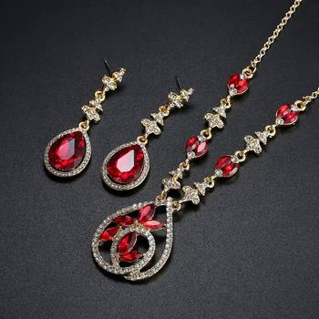 Red crystal necklace-sets 4