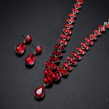 Red crystal necklace-sets 4